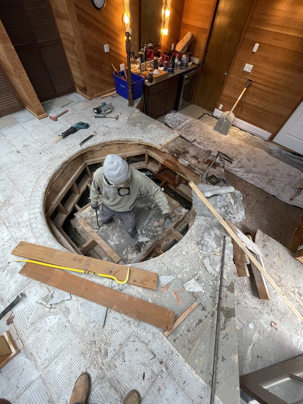 Hot Tub & Spa Removal in Bend, Oregon